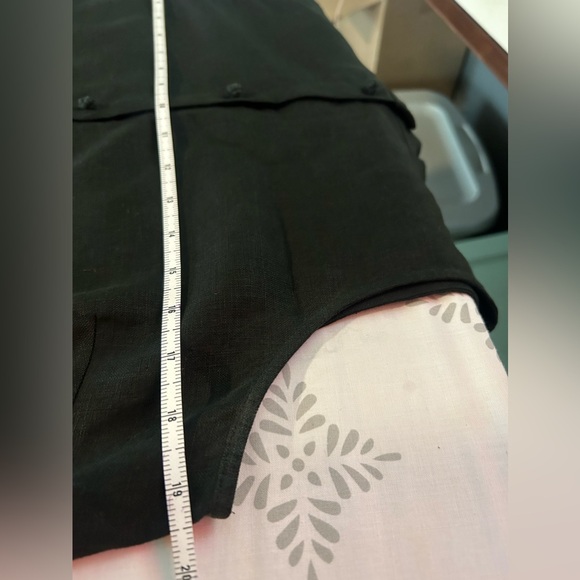 Laura Ashley Top with button 100% Linen / Black/ Size S - Picture 7 of 7